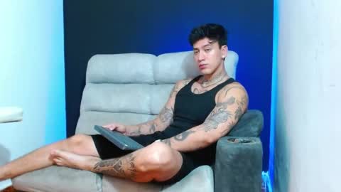 justinfuller_31 online show from May 28, 2026, 5:21 pm