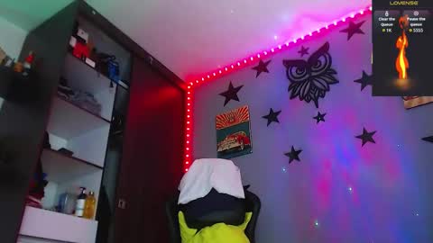 Justinsc online show from October 23, 2025, 10:41 pm