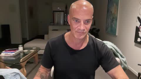 justinscott1972660422 online show from November 20, 2025, 10:59 am