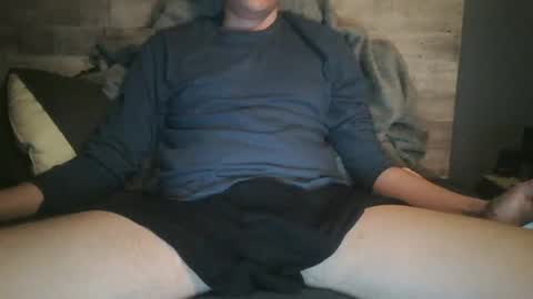 Snapshot of justinthemouth chatting on February 11, 2025, 11:54 pm JustIn YourMouth online show from February 11, 2025, 11:54 pm