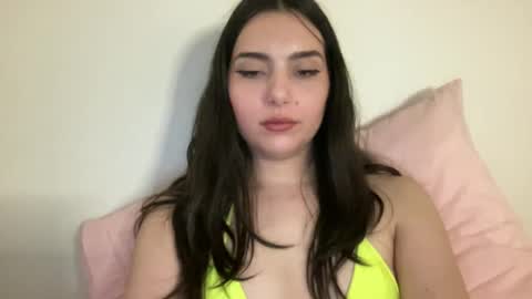 Snapshot of justjessiedirtygirl chatting on January 1, 2025, 11:49 am Jess online show from January 1, 2025, 11:49 am