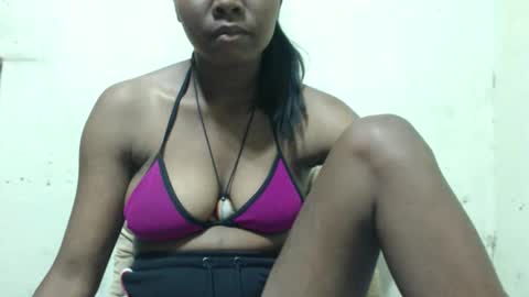 Justlhot online show from November 8, 2025, 1:17 am