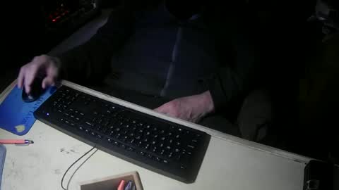 Justme39057 online show from March 9, 2025, 5:39 pm