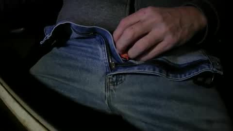 Justme39057 online show from November 17, 2025, 7:52 pm