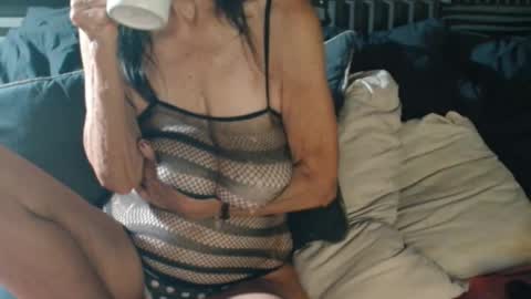 Bev aka Diamond online show from October 27, 2025, 9:13 am