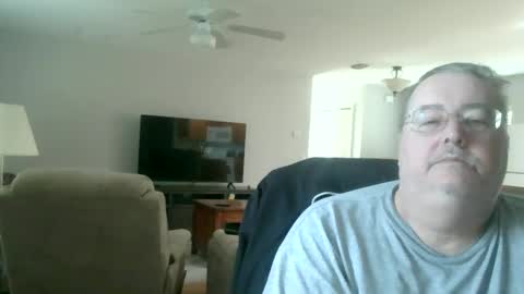 justmedm64 online show from December 28, 2024, 5:14 pm