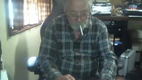 Snapshot of justmeohio chatting on May 2, 2026, 2:44 pm justmeohio online show from May 2, 2026, 2:44 pm