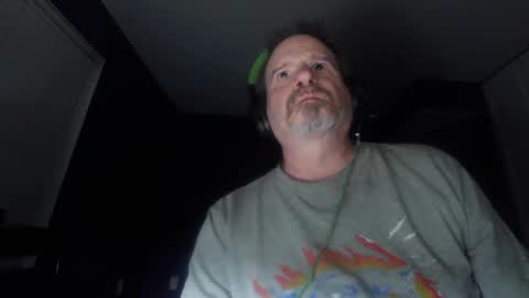 Snapshot of justmetool chatting on January 11, 2026, 5:01 am Tool online show from January 11, 2026, 5:01 am
