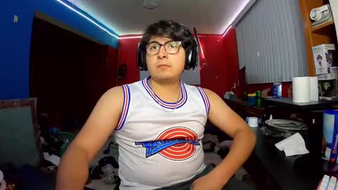 justsky117 online show from January 19, 2025, 4:01 am