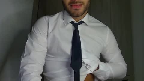 Justin online show from April 7, 2026, 10:09 pm