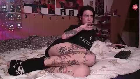 Juuzou hehim u can call me Juz online show from January 15, 2026, 3:38 pm