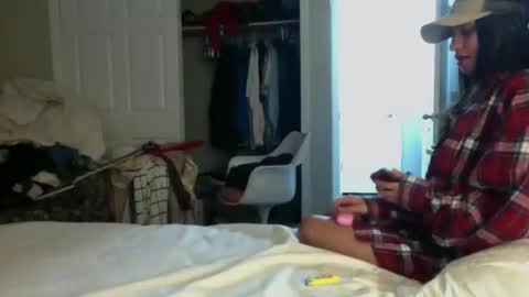 Snapshot of jwill10000 chatting on January 6, 2026, 8:45 pm J and Sugar snap pea online show from January 6, 2026, 8:45 pm