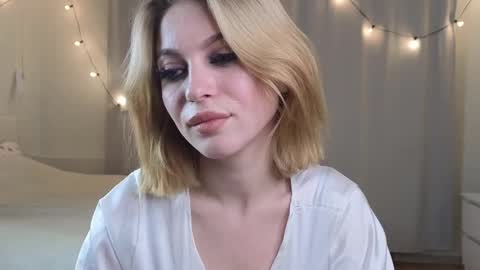 Snapshot of jynny_kiss chatting on March 5, 2025, 9:26 pm Sinikka online show from March 5, 2025, 9:26 pm