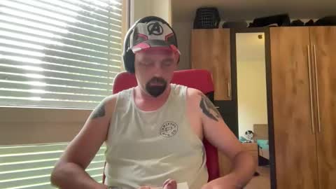 niceoregano online show from May 3, 2026, 6:41 am