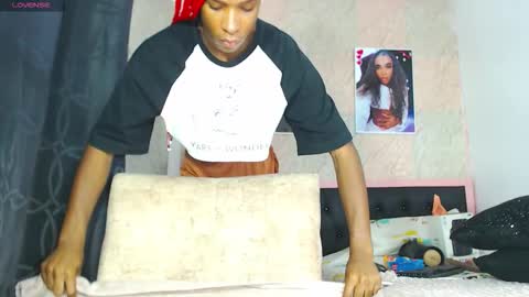 Snapshot of k_stormi_ chatting on November 9, 2025, 3:38 am STORMI online show from November 9, 2025, 3:38 am