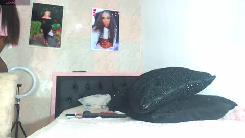 Snapshot of k_stormi_ chatting on January 10, 2026, 2:35 am STORMI online show from January 10, 2026, 2:35 am