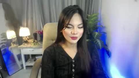 ANGELINA CHULI online show from September 19, 2025, 1:40 am