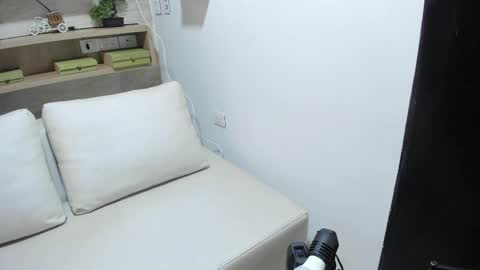 kaate_sweett online show from April 26, 2026, 11:52 am
