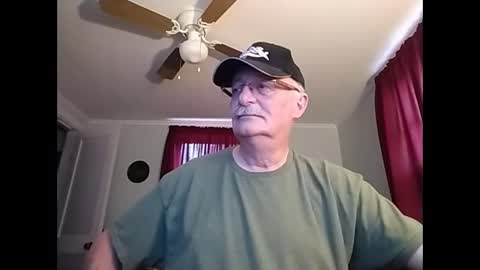 kabriggs137 online show from January 16, 2025, 10:12 pm