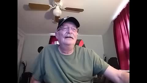 kabriggs137 online show from March 1, 2025, 10:31 pm