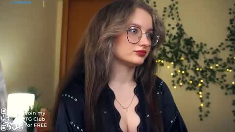 Tate online show from October 8, 2025, 6:11 am