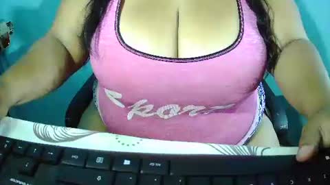 Snapshot of kaeluna chatting on May 21, 2026, 9:33 pm Kae luna online show from May 21, 2026, 9:33 pm