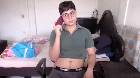 Snapshot of kafer_1022 chatting on February 4, 2026, 7:31 pm kafer online show from February 4, 2026, 7:31 pm