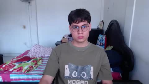 Snapshot of kafer_1022 chatting on February 11, 2026, 6:46 pm kafer online show from February 11, 2026, 6:46 pm