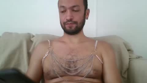 Snapshot of kahramantik chatting on March 4, 2025, 1:17 pm Turkish boy33 online show from March 4, 2025, 1:17 pm