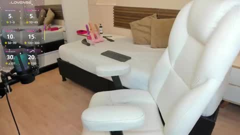 KaiLy online show from September 9, 2025, 7:02 pm