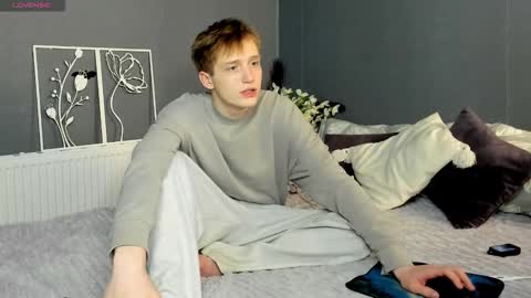 Kai online show from March 22, 2026, 3:32 am