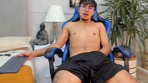 kai_storn online show from May 14, 2026, 11:06 am