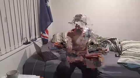 kaidenboss online show from April 18, 2026, 3:16 pm