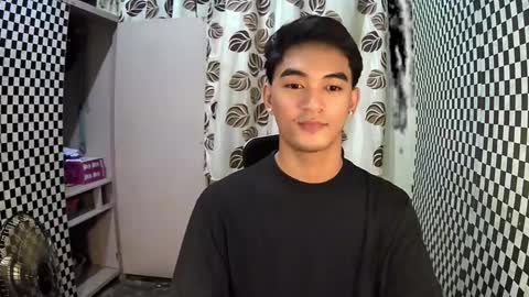 Snapshot of kaiknox chatting on December 2, 2024, 9:06 pm Kai online show from December 2, 2024, 9:06 pm