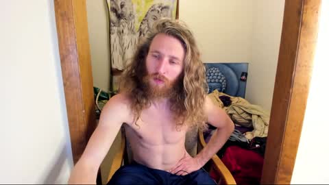 Snapshot of kaiku77 chatting on December 7, 2024, 2:53 am Kaiku77 online show from December 7, 2024, 2:53 am