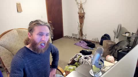 Snapshot of kaiku77 chatting on January 19, 2025, 9:33 am Kaiku77 online show from January 19, 2025, 9:33 am