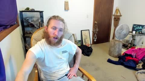 Snapshot of kaiku77 chatting on January 22, 2025, 7:03 am Kaiku77 online show from January 22, 2025, 7:03 am