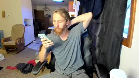 Snapshot of kaiku77 chatting on October 7, 2025, 7:11 pm Kaiku77 online show from October 7, 2025, 7:11 pm