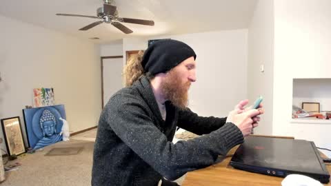 Kaiku77 online show from April 2, 2026, 8:39 pm