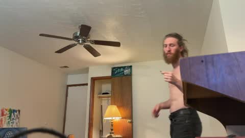 Kaiku77 online show from April 3, 2026, 5:33 pm