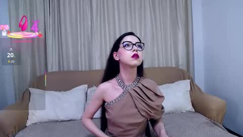 Kaila Lewis online show from November 9, 2025, 6:28 pm