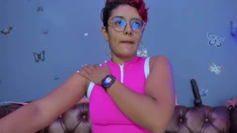 kaira_mosse_ online show from May 6, 2026, 10:53 am