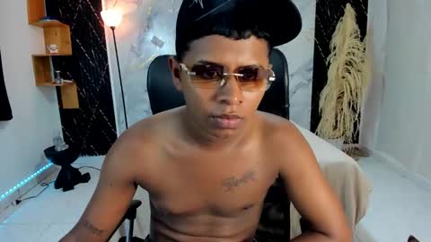 kaiser_alpha777 online show from April 9, 2026, 6:35 pm