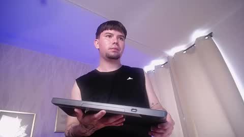 Snapshot of kaistein chatting on February 18, 2026, 6:37 pm Kai online show from February 18, 2026, 6:37 pm