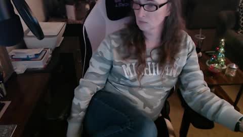 Snapshot of kait331 chatting on December 19, 2024, 3:07 am Camprincess331 online show from December 19, 2024, 3:07 am