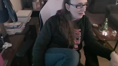 Snapshot of kait331 chatting on December 27, 2024, 1:53 am Camprincess331 online show from December 27, 2024, 1:53 am