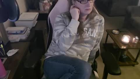 Snapshot of kait331 chatting on January 3, 2025, 1:05 am Camprincess331 online show from January 3, 2025, 1:05 am