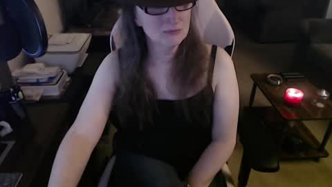 Snapshot of kait331 chatting on January 16, 2025, 4:07 am Camprincess331 online show from January 16, 2025, 4:07 am