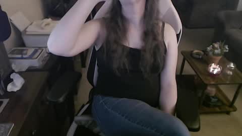 Snapshot of kait331 chatting on March 9, 2025, 4:16 am Camprincess331 online show from March 9, 2025, 4:16 am