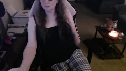 Snapshot of kait331 chatting on October 6, 2025, 1:36 am Camprincess331 online show from October 6, 2025, 1:36 am